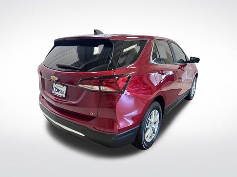 Used 2024 Chevrolet Equinox LT w/ LPO, Floor Liner Package FWD image 31