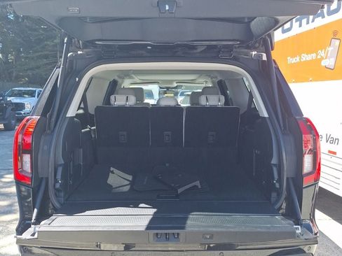 Used 2025 Ford Expedition Max Platinum w/ Driver's Package AWD/4WD image 11