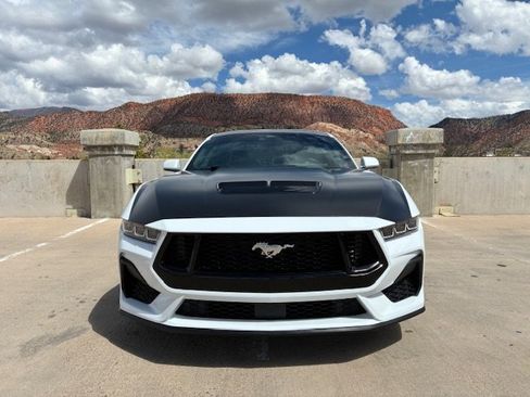 Used 2024 Ford Mustang GT Premium image 5