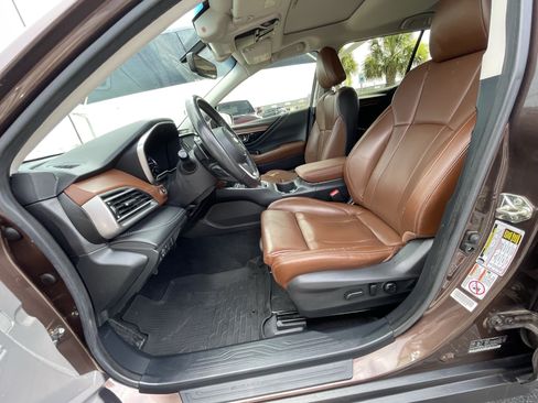 Used 2020 Subaru Outback Touring XT AWD/4WD image 19
