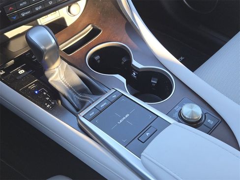 Used 2022 Lexus RX 350 FWD w/ Premium Package image 19