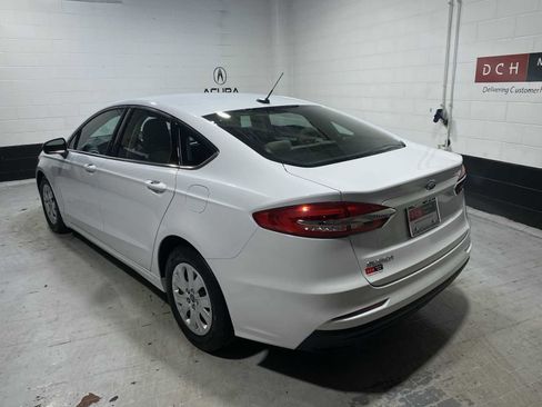 Used 2019 Ford Fusion S image 4