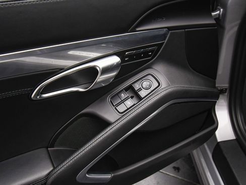 Used 2017 Porsche 911 Carrera S image 41