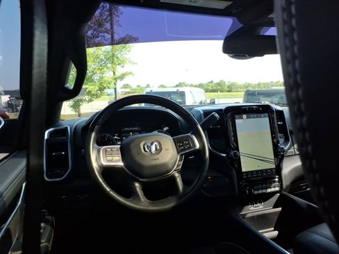 Used 2022 RAM 3500 Laramie w/ Night Edition AWD/4WD image 15