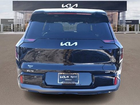 New 2026 Kia EV9 GT-Line image 4