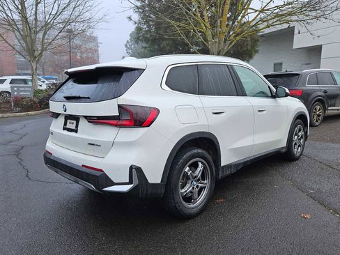 Used 2023 BMW X1 xDrive28i image 3