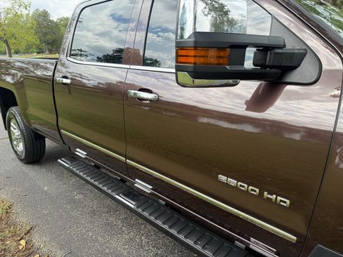 Used 2016 Chevrolet Silverado 2500 LTZ w/ Duramax Plus Package image 10