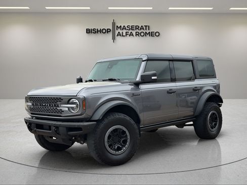 Used 2023 Ford Bronco Badlands AWD/4WD image 3