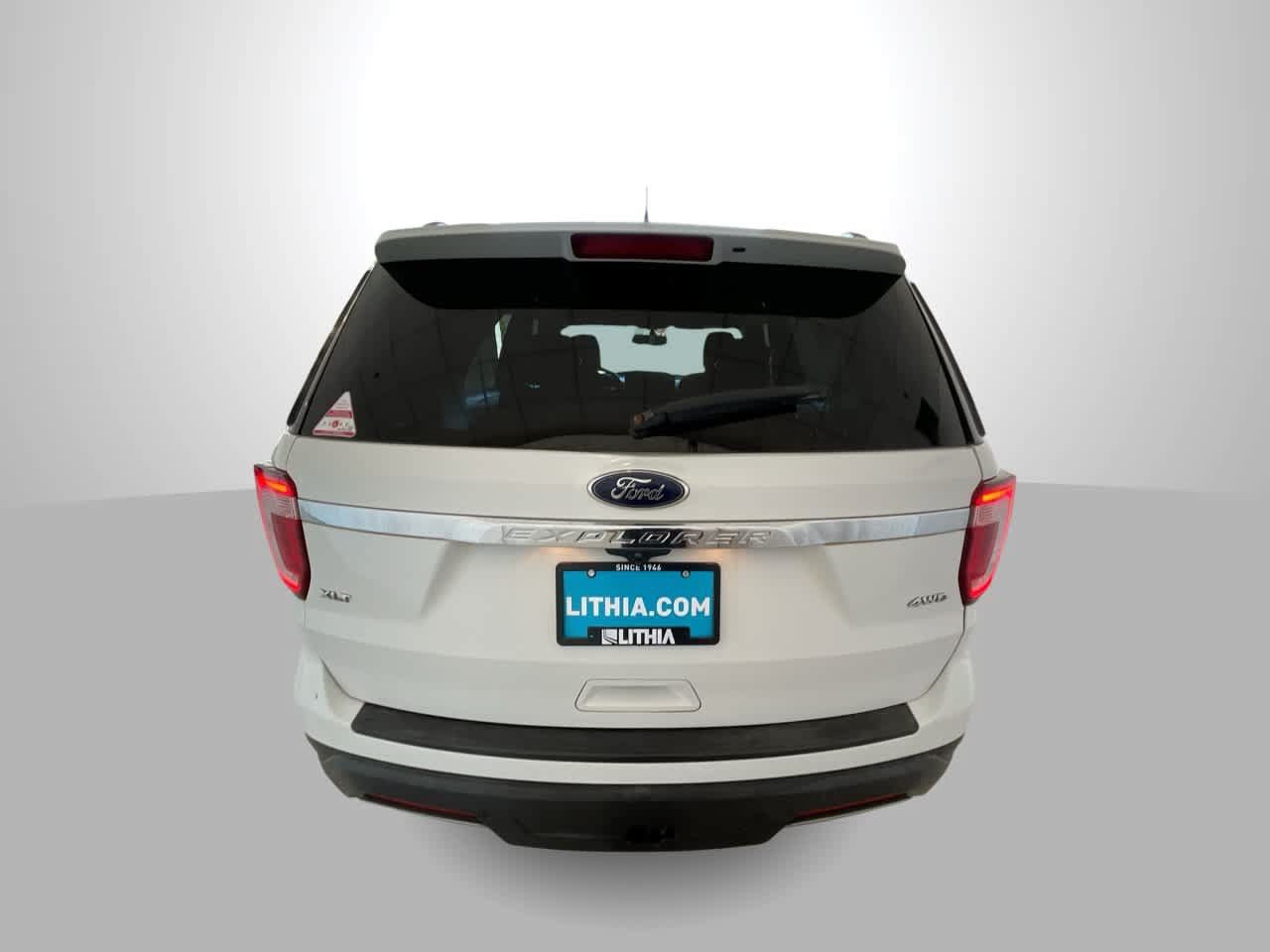 Used 2019 Ford Explorer XLT w/ Equipment Group 201A AWD/4WD image 7