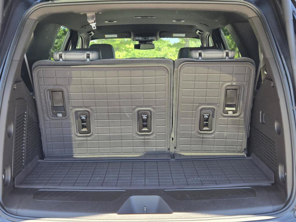 Used 2023 Chevrolet Tahoe LT RWD image 10