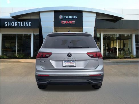Used 2022 Volkswagen Tiguan S w/ IQ.Drive Package AWD/4WD image 4