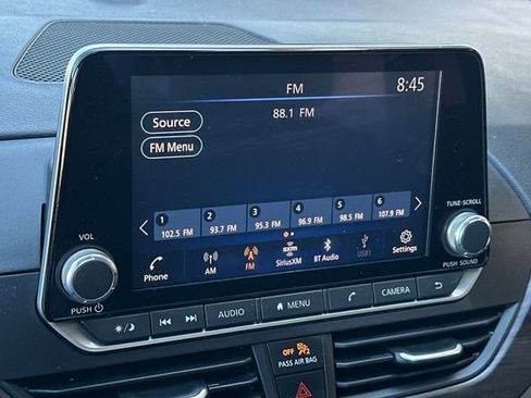 Used 2025 Nissan Altima 2.5 SV FWD image 20