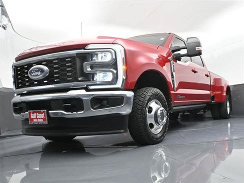 Used 2024 Ford F350 Lariat w/ Lariat Ultimate Package AWD/4WD image 38