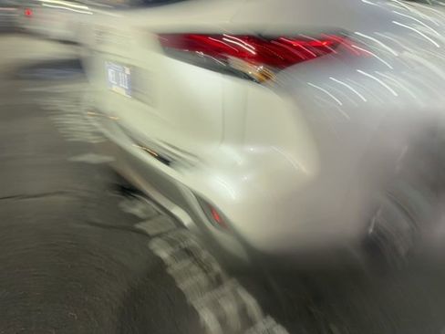 Used 2022 Toyota Highlander Platinum image 14