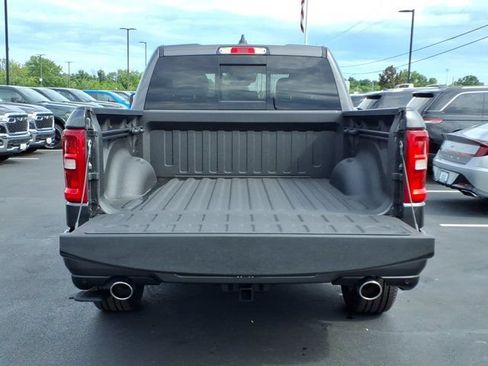 New 2026 RAM 1500 Laramie w/ Sport Appearance Package AWD/4WD image 18