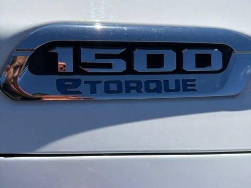 Used 2022 RAM 1500 Big Horn AWD/4WD image 11
