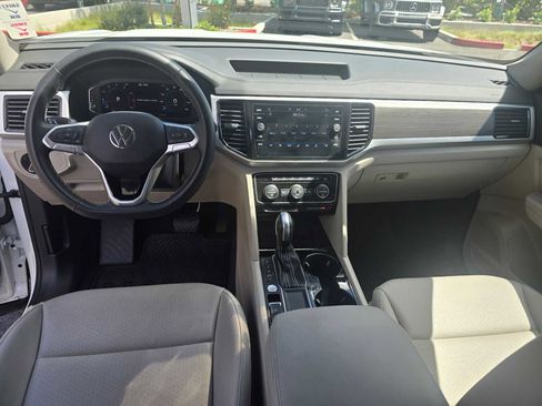 Used 2022 Volkswagen Atlas SE FWD image 24