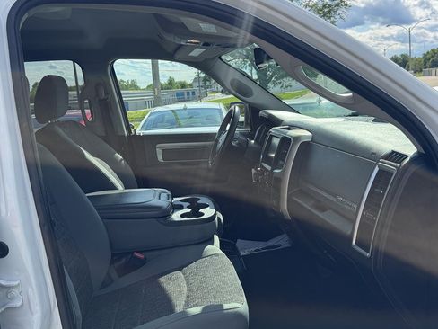 Used 2019 RAM 1500 Big Horn AWD/4WD image 28