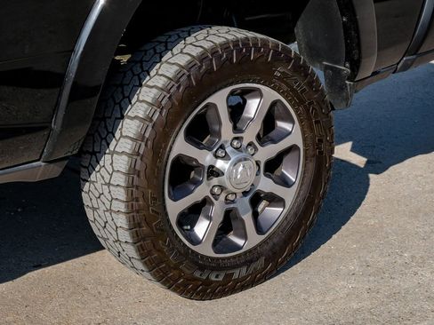 Used 2019 RAM 2500 Limited image 64