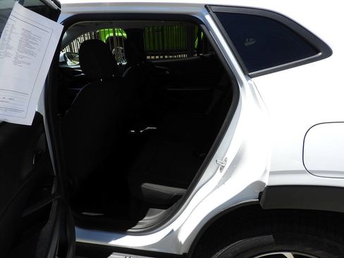 Used 2025 Chevrolet Trax LS w/ LS Convenience Package FWD image 22
