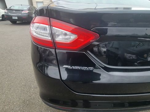 Used 2014 Ford Fusion S image 5