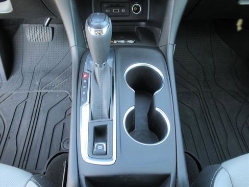 Used 2021 Chevrolet Equinox Premier image 21