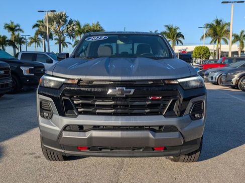 Used 2024 Chevrolet Colorado Z71 w/ Z71 Convenience Package 2 image 2