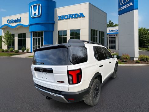 New 2026 Honda Passport TrailSport Elite image 6