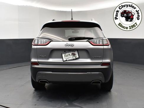Used 2019 Jeep Cherokee Limited image 5