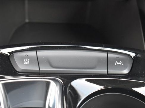 New 2026 Chevrolet Trax LT w/ LT Convenience Package image 30