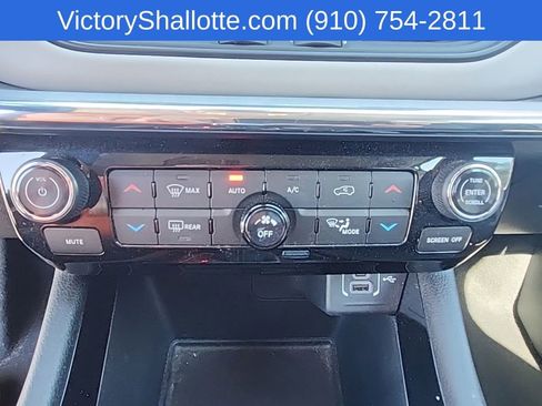Used 2022 Jeep Compass Limited AWD/4WD image 8