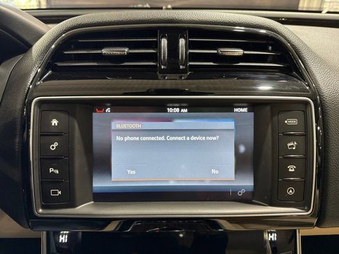 Used 2017 Jaguar XE Prestige image 78