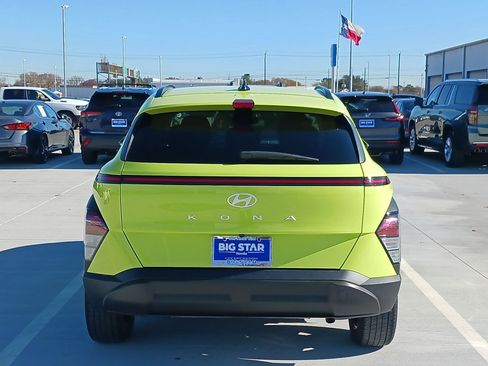 Used 2024 Hyundai Kona SEL image 5