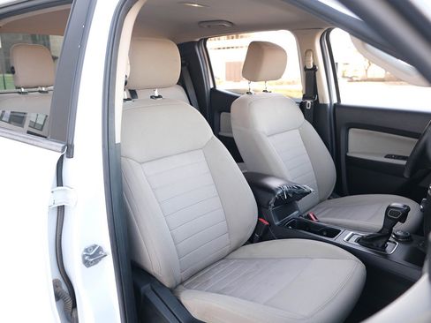 Used 2019 Ford Ranger XLT w/ FX4 Off-Road Package image 26