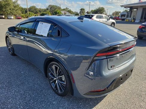 Used 2023 Toyota Prius XLE image 12