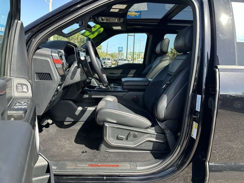 Used 2025 Ford F150 Raptor image 19