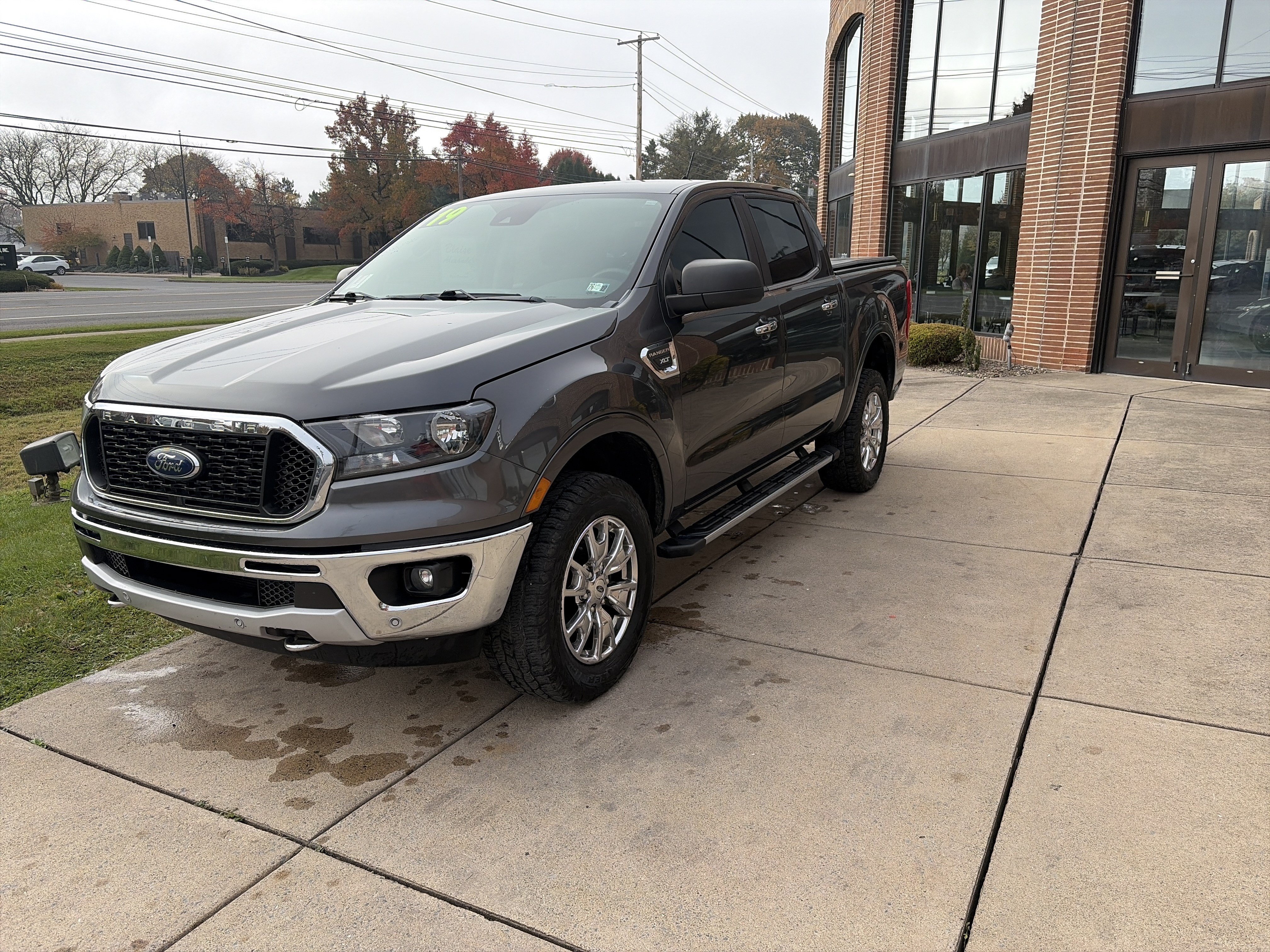 Used 2019 Ford Ranger XLT w/ Equipment Group 302A Luxury AWD/4WD image 8