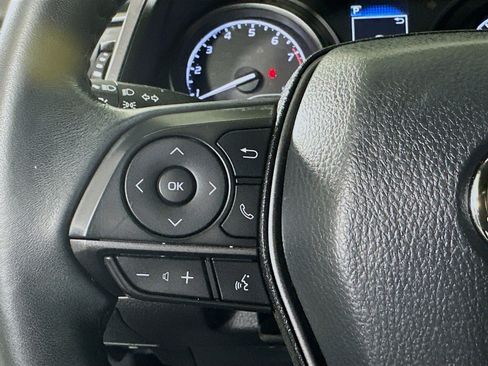 Used 2023 Toyota Camry SE image 16