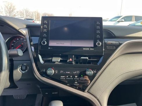 Used 2023 Toyota Camry XSE image 16