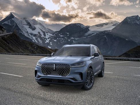 New 2026 Lincoln Aviator Reserve w/ Illumination Package image 2