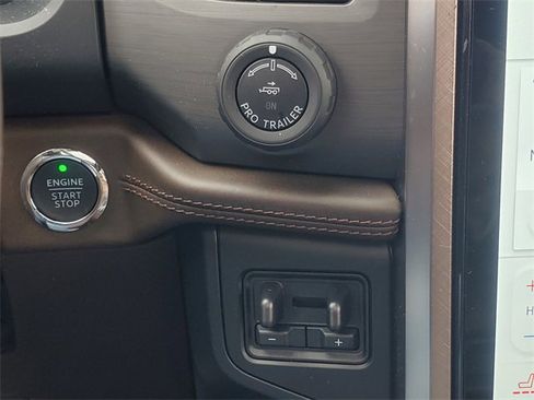 Used 2023 Ford Expedition Max King Ranch image 20