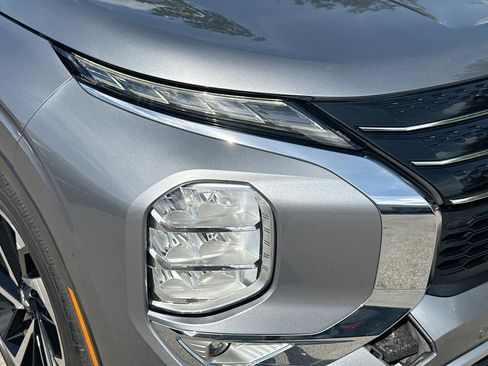 Used 2022 Mitsubishi Outlander SEL Black Edition FWD image 35