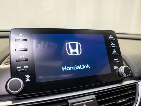 Used 2020 Honda Accord EX image 12