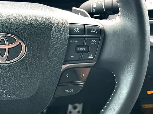 Used 2025 Toyota Camry SE w/ Multimedia Upgrade Package FWD image 23
