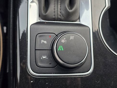 Used 2021 Chevrolet Blazer Premier image 21