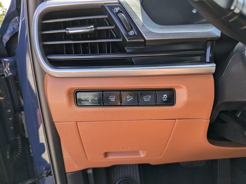 Certified 2024 Kia Telluride EX X-Line AWD/4WD image 29