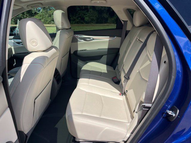 Used 2023 Cadillac XT5 Premium Luxury w/ Technology Package FWD image 41