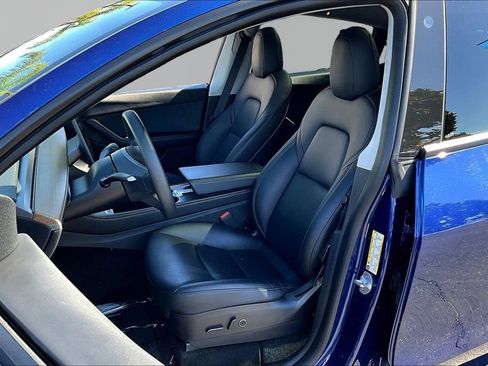 Used 2022 Tesla Model Y Performance image 22