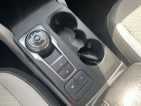 Used 2024 Ford Escape Active AWD/4WD image 28