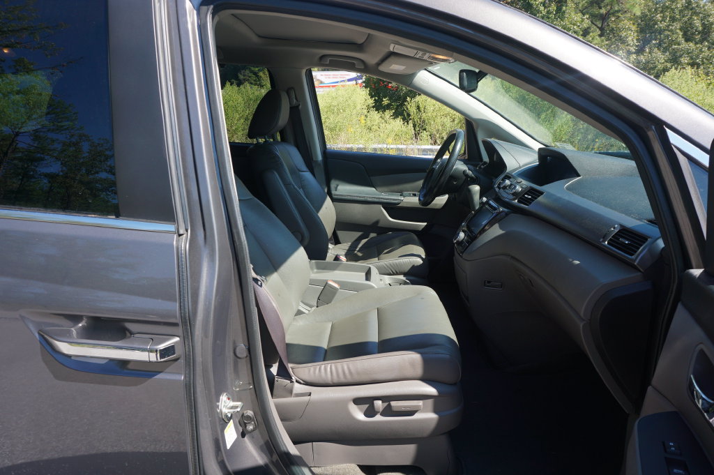 Used 2015 Honda Odyssey EX-L image 17